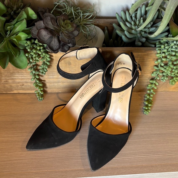 Black 3"inch Heels w/Pointed Toe & Strap in Faux Black Leather - Picture 1 of 5